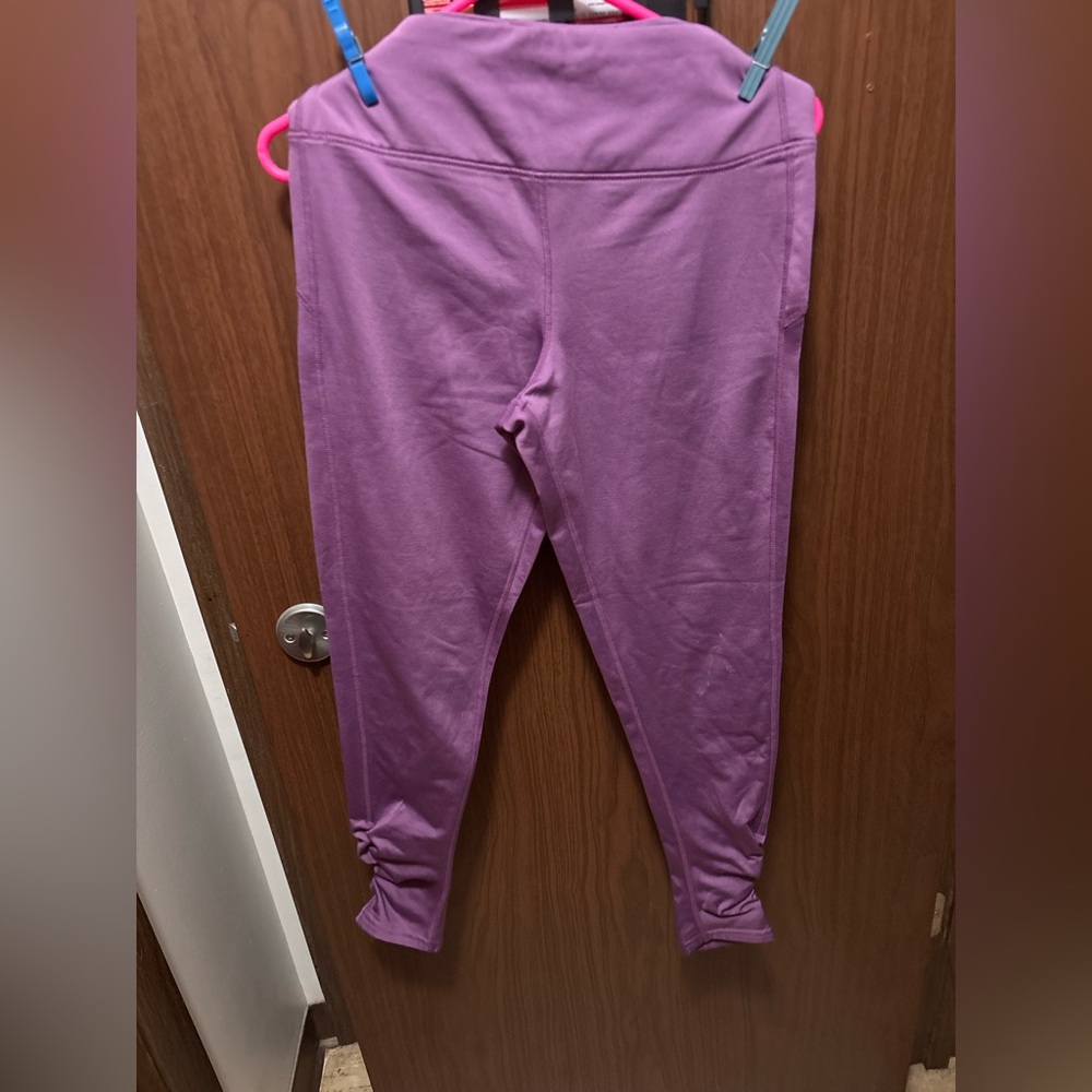 Crane Purple Athletic Leggings Ruched Ankle